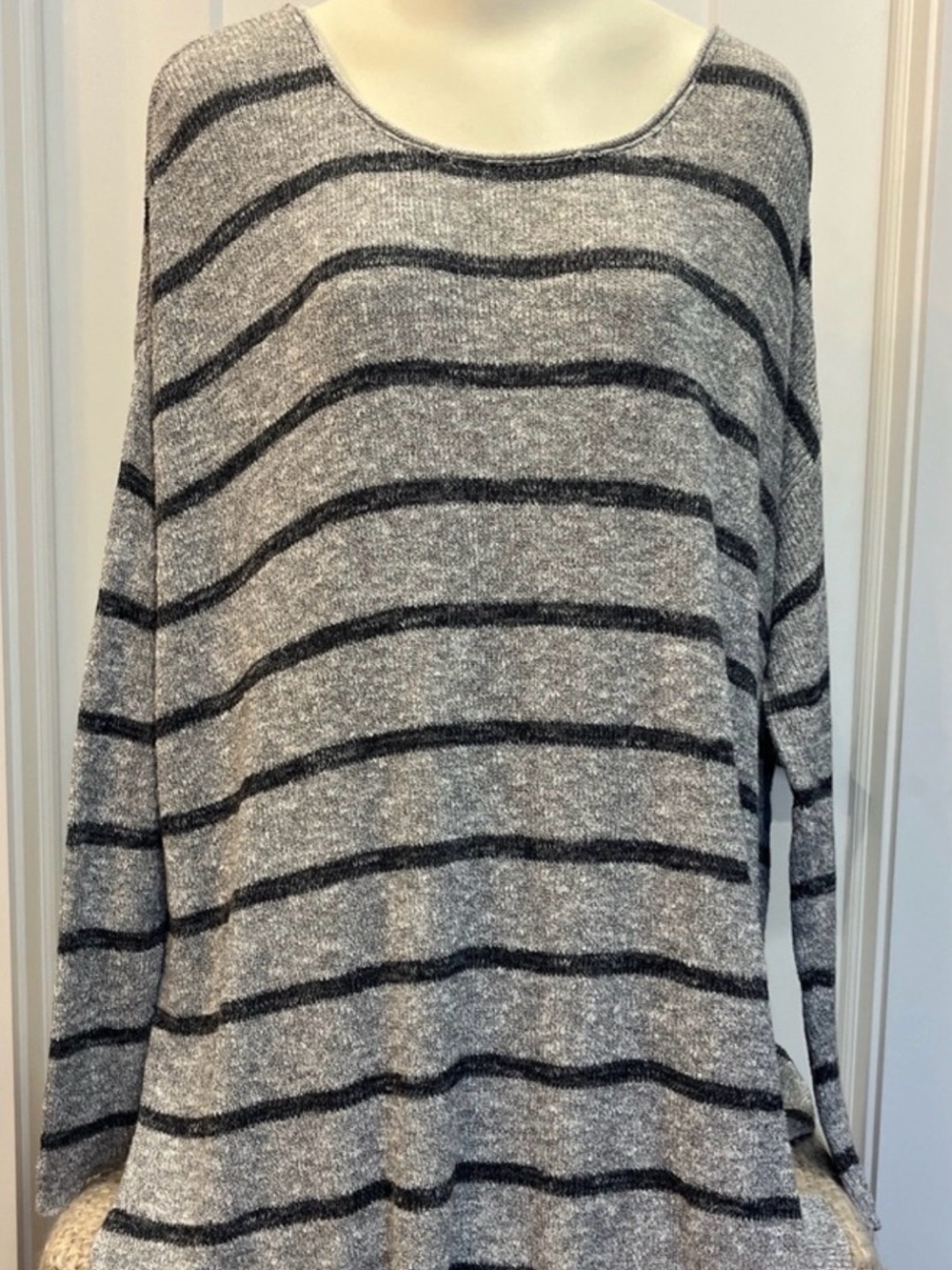 Free People Womens Sweater Gray Striped Oversized Tunic Knit Sweater Size Medium
